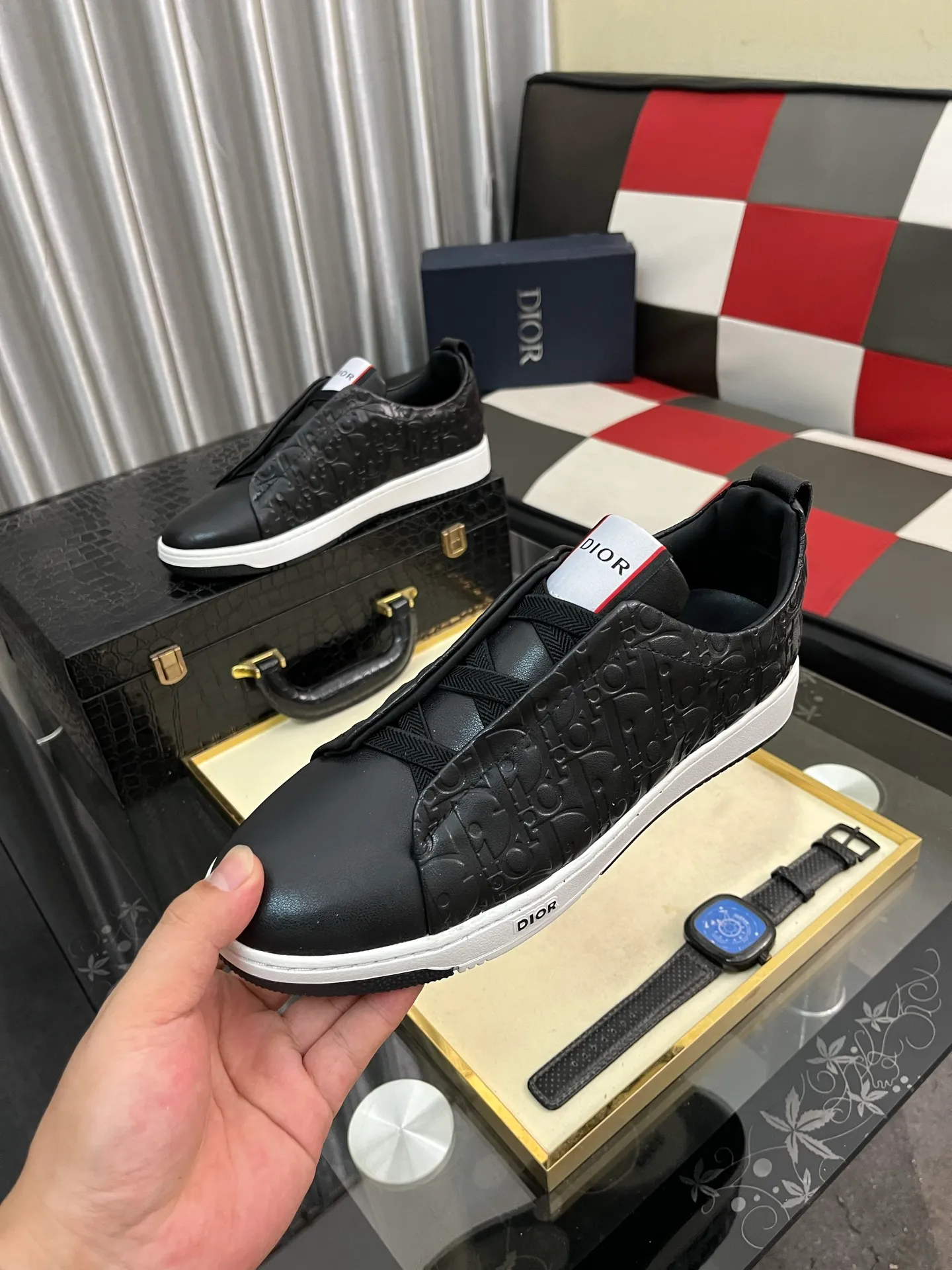 Men's Men's Shoes 💰458⌚️⌚️[Dior] Dior's new casual men's shoes are on the market in Hong Kong counters. The official website is 1:1 production. Original Italian materials. Designed by European and American masters. Perfect shape to create counter quality. Solid color rubber wear-resistant outsole and classic dazzling head! Super versatile and very comfortable. High-end without losing taste, fashionable and novel! ! Absolute focus! Code number: 38-442️⃣Colors available